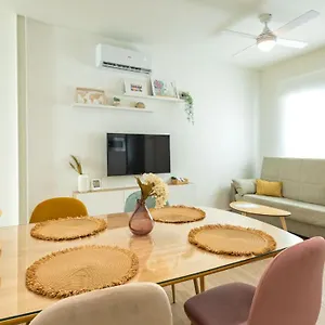 Cervantes 6 Apartment